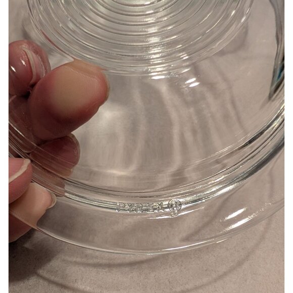 Pyrex 602-C Clear Glass Oval Casserole Dish with Ribbed Lid - Picture 5 of 16